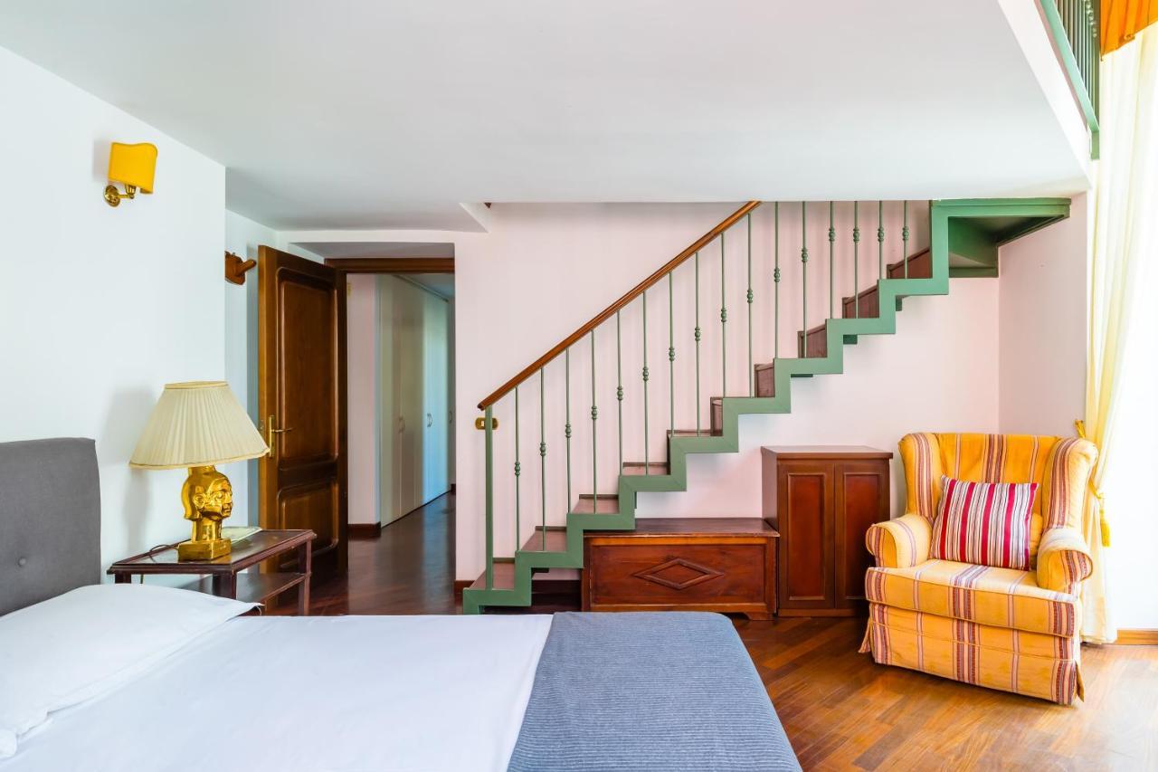 Grand Classic Apartment At San Martino By Napoliapartments Exterior foto