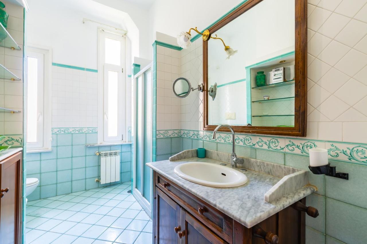Grand Classic Apartment At San Martino By Napoliapartments Exterior foto